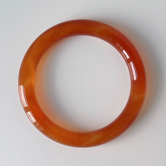 60mm Natural Carnelian Agate Round Bangle BA131 - Picture 1 of 9